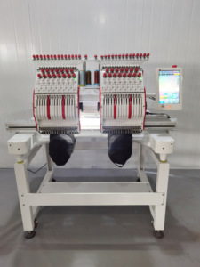 Machine à broder industrielle pour fabricant <span class=keywords><strong>de</strong></span> patchs et <span class=keywords><strong>de</strong></span> badges brodés - Product Image 3