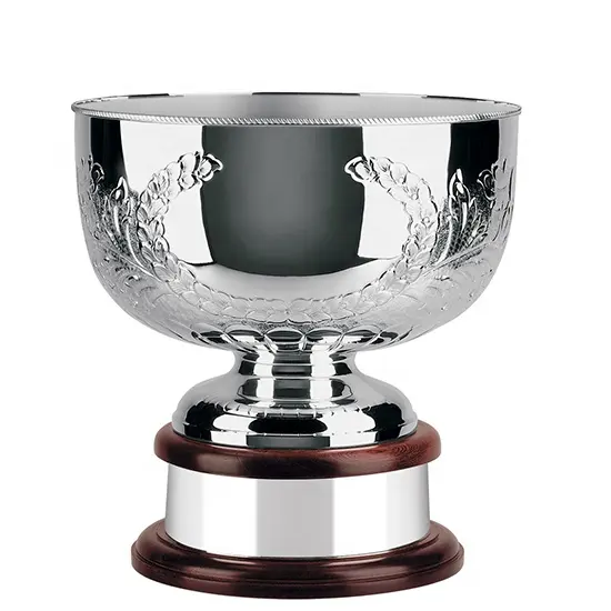 अति सुंदर हस्तनिर्मित नक्काशीदार कप ट्रॉफी के लिए एक gadroon parteen तार के साथ खेल पुरस्कार