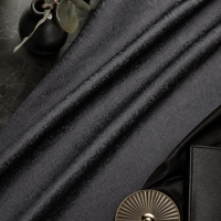 Kain Sutra Mulberry 100% Kelas 6A Shui-Zhi Hangluo Motif Bunga Musim Semi Hitam Bentuk Hati Persegi Lebar 70cm Bernapas Anti-statis Haute