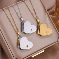 Collier en acier inoxydable avec pendentif livre en forme de cœur, gravure « Love », cadeau de confession pour la Saint-Valentin, chaîne en bambou, unisexe et sportif
