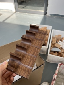 Porte-taco en bois <span class=keywords><strong>de</strong></span> <span class=keywords><strong>noyer</strong></span> Temaki avec logo personnalisé Support en bois - Product Image 6