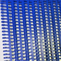 Bandes modulaires personnalisables, courroies maillées à pas de 27,2 mm, convoyeurs à grille plate pour les usines de transformation alimentaire, systèmes de convoyage