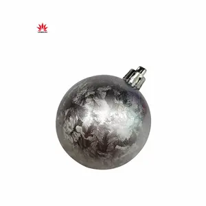 Nouveau design hautes ventes fournitures de décoration d'arbre de Noël suspendus ornement artisanat cadeaux ensemble de boules en plastique