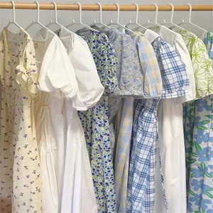 통관 여성 의류 도매 캐주얼 드레스 티셔츠 혼합 포장 무작위 배달 재고 의류 - Product Image 6