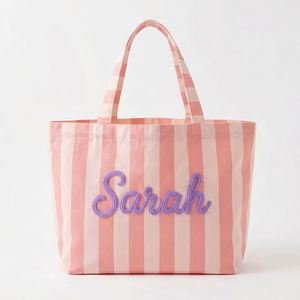 Sac fourre-tout carré personnalisé pour enseignant, en toile brodée, à rayures multicolores, pour la plage ou l'organisation de la salle de classe - Product Image 5