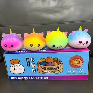Peluche Licorne Violette Géante, Douce et Moelleuse, à Rebond Lent, Jouet Anti-Stress en Forme d'Aliment pour Enfants, Unisexe, Vente en Gros - Product Image 4