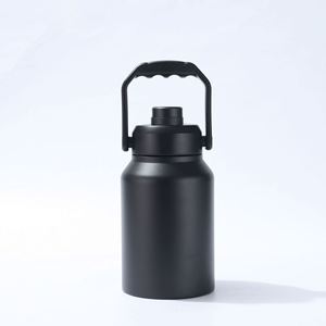 Bouteille d'eau isotherme en acier inoxydable de 64 oz et 128 oz, avec poignée et bec verseur à paille - Product Image 4