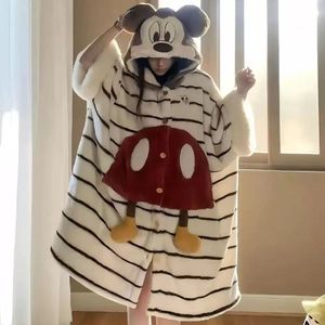 Divertido <span class=keywords><strong>Pijama</strong></span> de Cosplay para Adultos, Disfraz de <span class=keywords><strong>Mickey</strong></span> Mouse de Felpa Coral, Ropa de Dormir Extra Grande para Niños, Regalo para Fiestas Navideñas IM142-W - Product Image 3