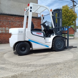 รถยกมือสอง 3.5 ตัน 35 TCM ผลิตในญี่ปุ่นแท้ เครื่องยนต์ อีซูซุ เกียร์ ของแท้ พร้อมขายปลีก สำหรับฟาร์ม ก่อสร้าง และอุตสาหกรรม รุ่นปี 2023 - Product Image 5