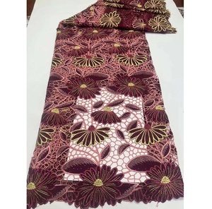 Tela de encaje guipur Las telas de encaje de alta calidad lideran la industria Bordado de tela de encaje de bajo precio para <span class=keywords><strong>vestido</strong></span> de novia - Product Image 2