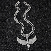 Collier pendentif chaîne cubaine en alliage plaqué or, style Hip Hop Europe et Amérique, avec grandes ailes d'ange incrustées de strass, largeur 13 mm