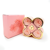 Boîte à bijoux roses conservées trèfle à quatre feuilles fleurs éternelles peinture en aérosol en plastique carré Simple commande minimale 100 pièces pour