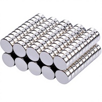 Magnet Pot Neodymium N52 D20 dengan Lubang Countersunk, Magnet Cangkir NdFeB Permanen untuk Pemasangan Industri, Pengikat Sekrup Pengaman
