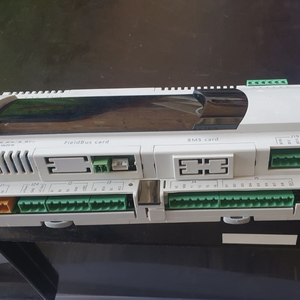 Irevf0ec00 Plc <strong>Ir33</strong>+ Controller, Universal, Temperature Control, Hvac/r, Modbus Rtu, Accurate - Product Image 1