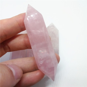 Cuarzo Rosa Natural al por Mayor, Cristal Curativo con Puntas Dobles Terminadas - Product Image 1