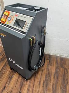 Changement d'<span class=keywords><strong>huile</strong></span> de transmission <span class=keywords><strong>automatique</strong></span> pour automobiles Machine d'échange et de recyclage ATF entièrement <span class=keywords><strong>automatique</strong></span> - Product Image 4