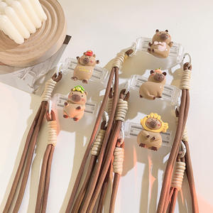 Nueva Llegada 5 Estilo 3D Capybara Anime Teléfono Celular Lanyards Accesorios Cuerda Cordón para Teléfono Móvil Lindo Crossbody Teléfono Lanyard - Product Image 3