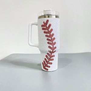 Gobelet isotherme en acier inoxydable à double paroi de 40 oz avec logo personnalisé, motif baseball et strass, écologique, avec poignée et paille - Product Image 2