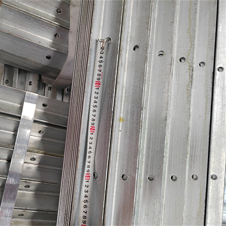 25 x 25 x 5 Steel angle iron