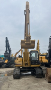 CAT 320BL Gebrauchter Bagger zum Verkauf, Schwerlast-Raupenbagger, Perfekt für Mittlere Bau-, Bergbau- und Straßenreparaturprojekte - Product Image 2