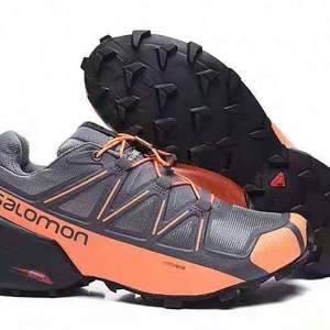 salomon work shoes