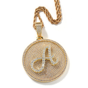Collana con Ciondolo Hip-Hop Personalizzato a 24 Lettere, Placcata in <span class=keywords><strong>Oro</strong></span> 18K e Argento, Catena in Rame con Zircone come Pietra Principale, per Uomo - Product Image 1