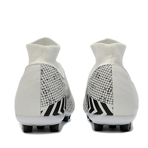 Nouvelles Chaussures de Football Noires de Qualité pour Garçons, Baskets de Sport d'Entraînement pour <span class=keywords><strong>Enfants</strong></span>, Chaussures de Futsal d'Intérieur à Cheville Haute - Product Image 2