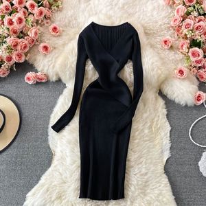 Vestido Maxi Casual de Punto con Cuello en V, Ajustado, de Ganchillo, Color Sólido, para Mujer, Estilo Vintage, de Encaje, Acrílico Antiestático, Negro, Otoño 2024 - Product Image 4