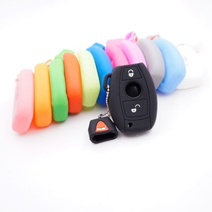 Housse de protection de clé en silicone personnalisable Accessoire de protection de clé de voiture de véhicule avec logo personnalisé Fit Model - Product Image 1