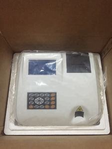 Équipement <span class=keywords><strong>semi</strong></span>-automatique de laboratoire médical d'hôpital clinique de système d'analyseur d'<span class=keywords><strong>urine</strong></span> - Product Image 4