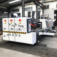 Machine industrielle haute vitesse de découpe, rainurage et impression flexographique pour la fabrication de boîtes en carton ondulé