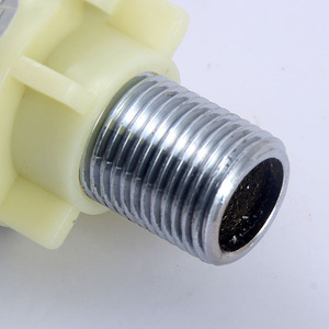 Grifo de lavabo cromado monomando con válvula de cerámica, montaje en cubierta, un solo orificio - Product Image 4