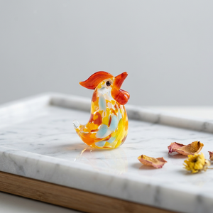 Figuras de gallinas de vidrio soplado a mano al por mayor, decoración animal multicolor, artesanías decorativas de vidrio coloridas para decoración del hogar y negocios de regalos - Product Image 1