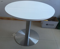 Meubles de salle à manger fabriqués en usine, table de salle à manger avec plateau en Corian, ensemble de table pour 4 personnes, utilisation domestique et en cuisine, moderne, renouvelable, 10 ans