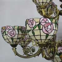 Lustre LED multi-têtes de style européen pour vitraux, design fleur de rose ovale, commande tactile, pour salle à manger et chambre à coucher