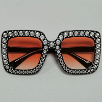 Lunettes de soleil pour femmes, lunettes de soleil carrées blanches avec diamants, lunettes de soleil rétro pour femmes, lunettes de soleil de créateur à monture carrée surdimensionnée