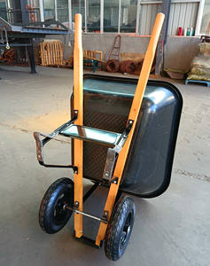 รถเข็นล้อลมคู่ขนาดใหญ่ 10 ฟุต พร้อมถาดพลาสติกและด้ามจับไม้ - Product Image 4