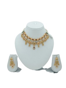 Collar largo chapado en oro, joyería de moda hecha de cobre y latón de primera calidad, collar clásico de diseñador para mujer, para bodas y fiestas. - Product Image 1