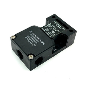 สวิตช์นิรภัยแบบอินเตอร์ล็อค Schmersal AZ16-ZVRK-M16 รุ่นดั้งเดิม |   มาตรฐาน IP67 |   สำหรับการป้องกันเครื่องจักรและการตรวจสอบประตูนิรภัย - Product Image 2