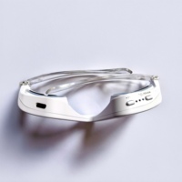 Appareil de beauté oculaire portable sans fil rechargeable à compresse chaude et lumière rouge pour estomper les cernes