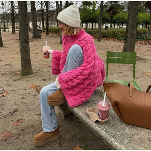 Mùa Đông Tùy Chỉnh Chunky Cổ Điển Áo Thun Quá Khổ Twist Dệt Kim Dài Tay Áo Cáp Dệt Kim Của Phụ Nữ Áo Len - Product Image 6