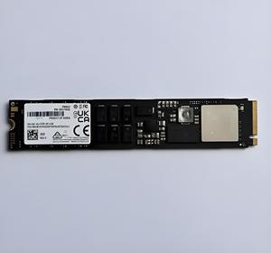 In Warehouse MZTL63T8HFLT-00AW7 3.84TB E1.S PCIe 5.0 NVMe Enterprise Solid State <b>Drive</b> SSD For Edge AI Telemetry - Product Image 2