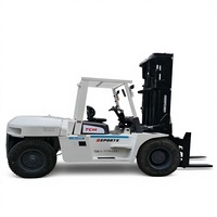 Chariot élévateur TCM de 10 tonnes, mât à 2 étages, fourches de 2 mètres, hauteur de levage de 4,5 mètres, équipé d'un moteur Isuzu
