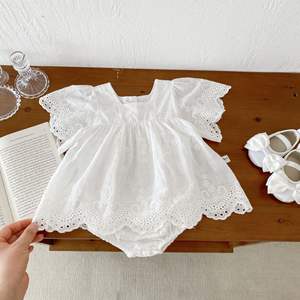 Robe barboteuse en coton crocheté à manches bouffantes et bordure en dentelle pour bébé fille Angou, tenue pour <span class=keywords><strong>sœur</strong></span> - Product Image 3