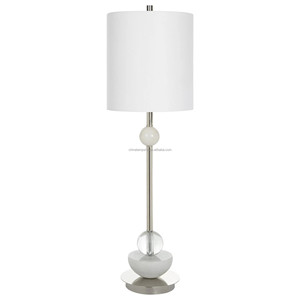 Lámpara de Mesa Moderna Cónica de Madera Blanca con Estriberas y Pantalla de Lino Gris |   Iluminación Minimalista y Elegante para Habitaciones de Hotel y Espacios Exteriores - Product Image 2