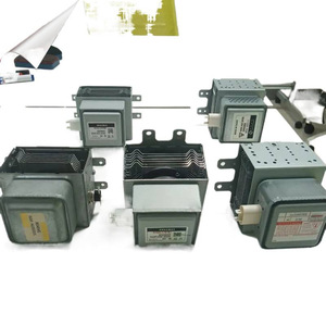 Pièces de four à micro-ondes sur mesure Magnetron M24FB 610 refroidies par air avec fonction d'évacuation - Product Image 1