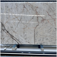 Dalles rétroéclairées en quartzite exotique Cristallo Bianco de Chine pour carreaux de cuisine découpés sur mesure, comptoirs, murs de salon, design moderne