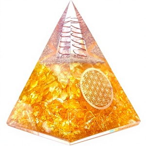 Pyramide d'Orgone Citrine Faite à la Main, Orgonite, Équilibre Énergétique, Méditation, Décoration d'Intérieur, Soutien <span class=keywords><strong>des</strong></span> <span class=keywords><strong>Chakras</strong></span> - Product Image 1