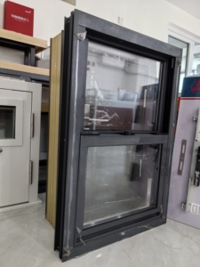 หน้าต่างบานเลื่อนคู่แบบกำหนดเองของ CHANGYI ทำจากอะลูมิเนียม  หน้าต่างบานเลื่อนเดี่ยวสำหรับบ้าน - Product Image 5