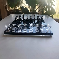 Jeu d'échecs compact de luxe fait main, cadeau pour la fête des pères, jeu d'échecs en lucite pour collectionneurs, jeu d'échecs de voyage